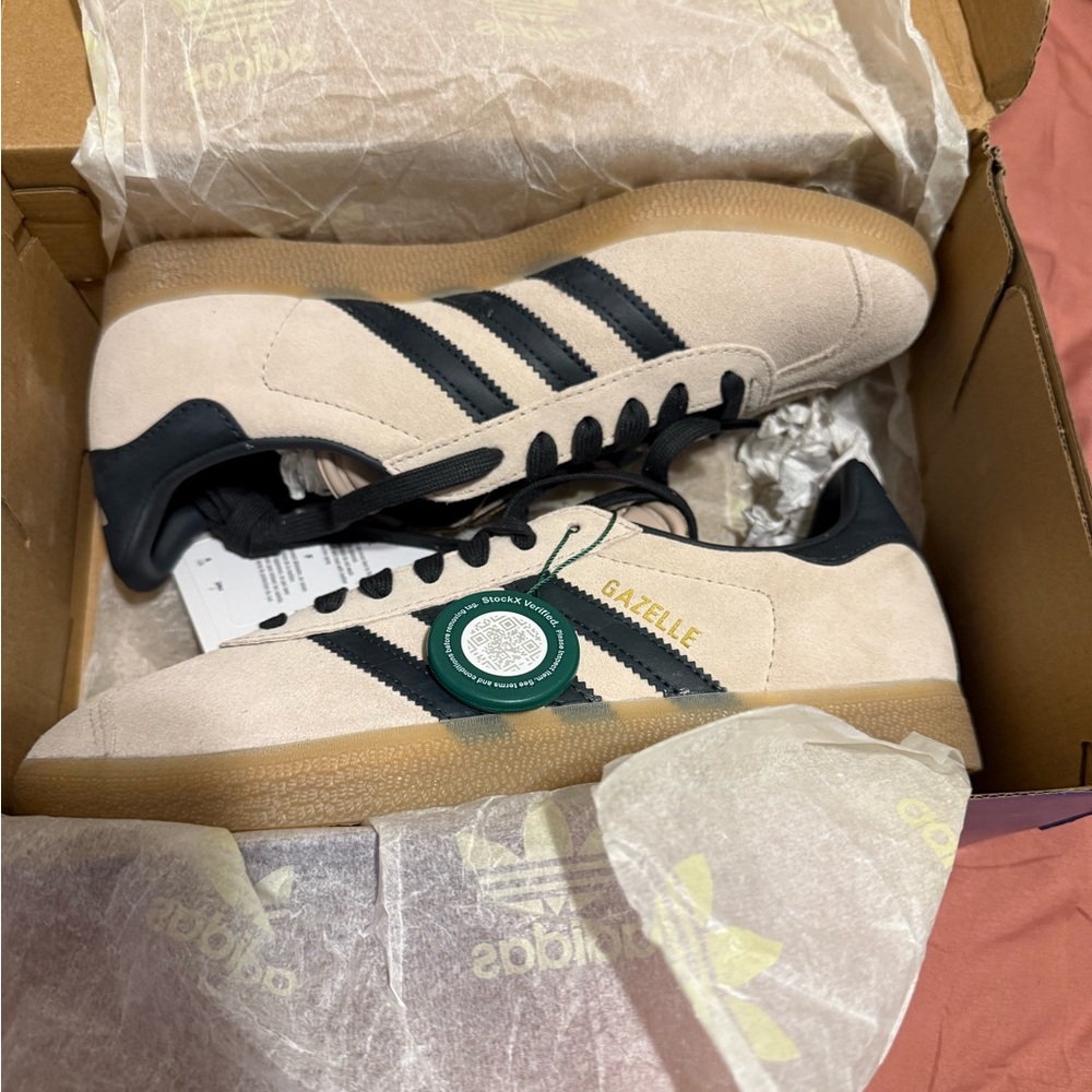 Adidas Gazelle Men's Sneakers - Black and Cream